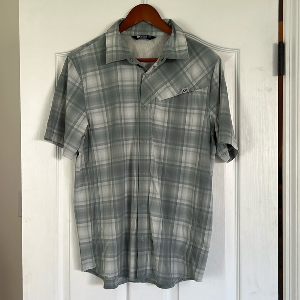 Men’s outdoor research, medium tech color shirt light blue/grey.